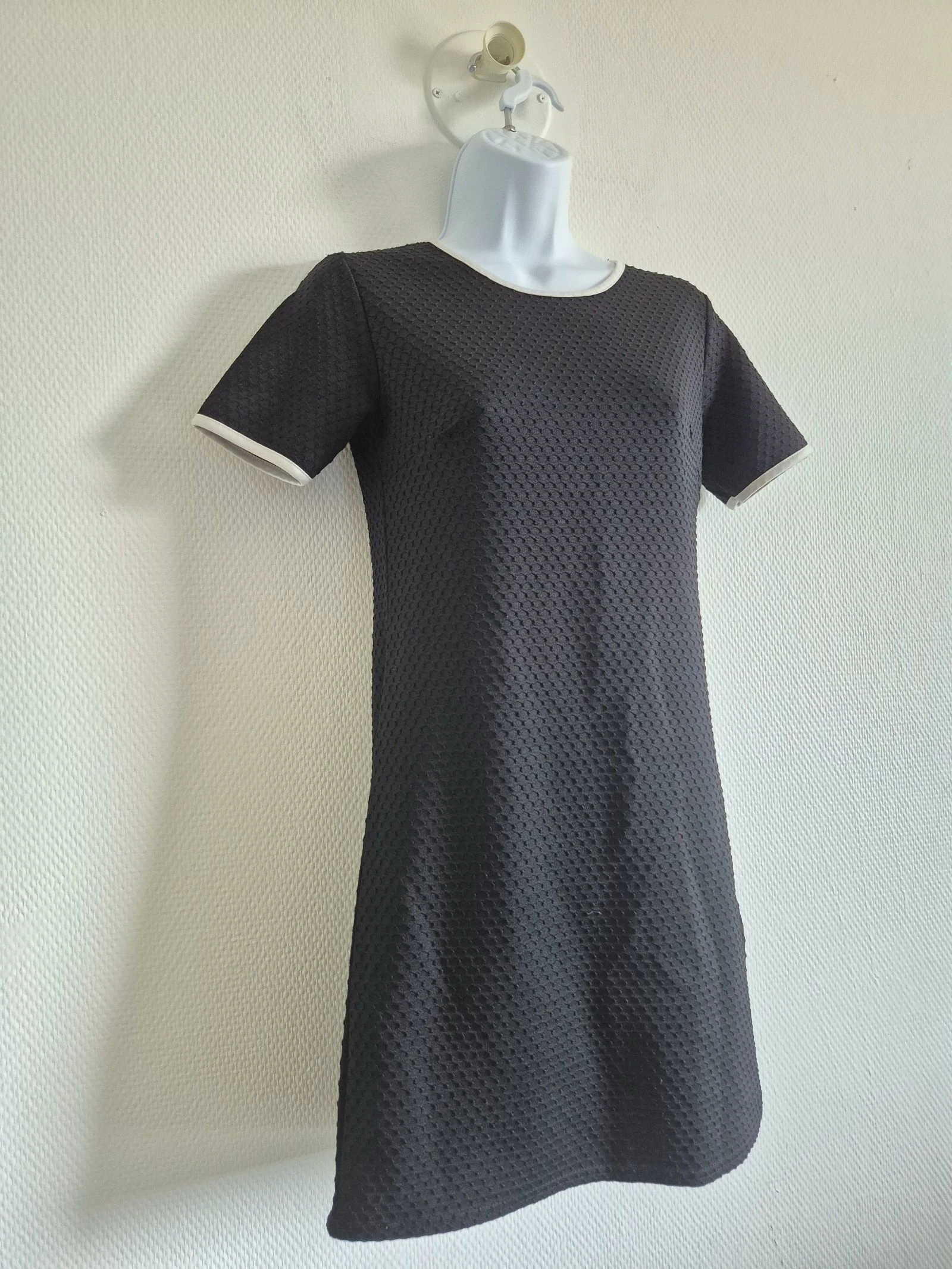 🖤 Lindo vestido preto – Tamanho 36 – Ótimo estado 🖤 – photo 2